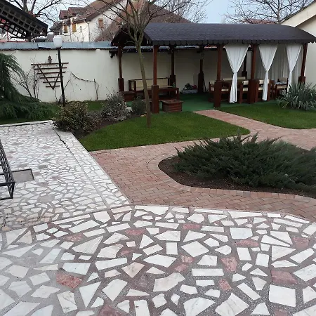 Guest house Casa Nuova 3*